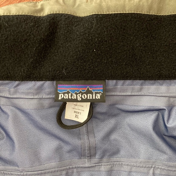 XL Patagonia men’s waterproof Swiftcurrent Wading Jacket for Fly Fishing - Picture 3 of 11